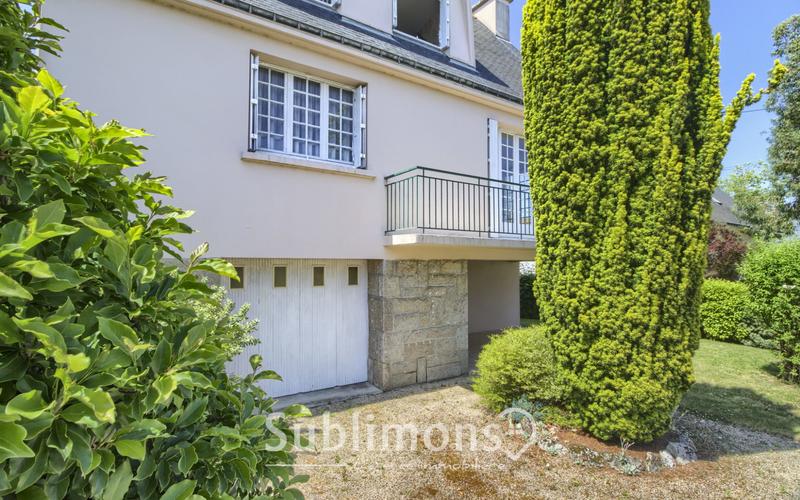 Maison traditionnelle - 144 m² - 8 pièces