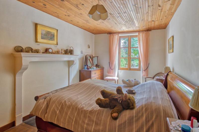 Maison - 230 m² - 13 pièces