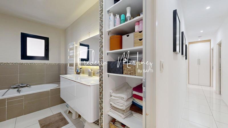 Maison - 173 m² - 5 pièces