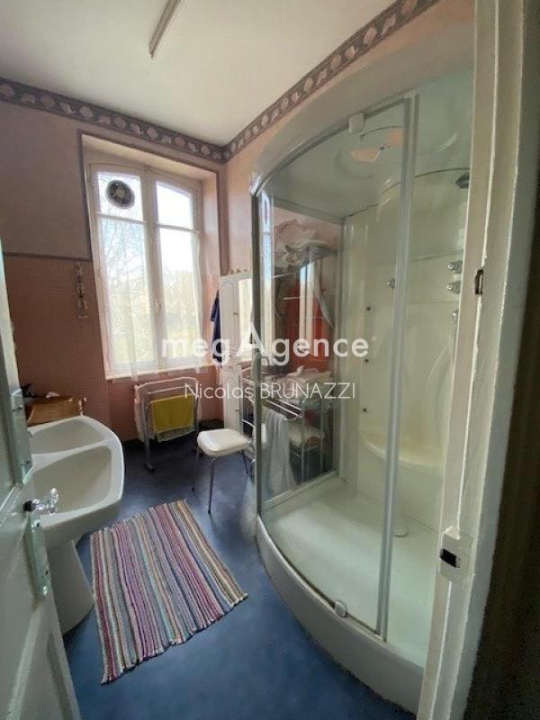 Maison - 361 m² - 14 pièces