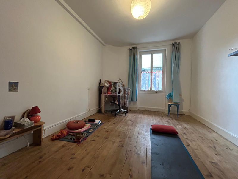 Maison - 169 m² - 7 pièces