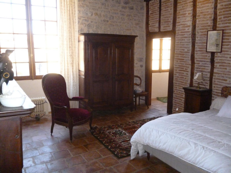 Maison - 250 m² - 6 pièces