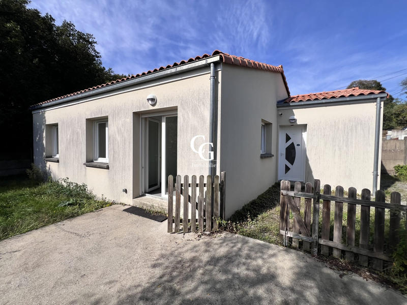 Maison - 80 m² - 4 pièces