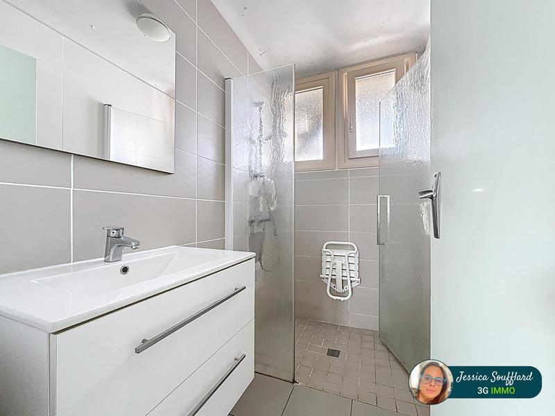 Maison - 98 m² - 5 pièces