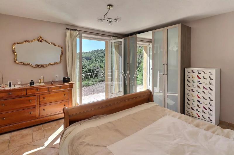 Villa - 187 m² - 5 pièces