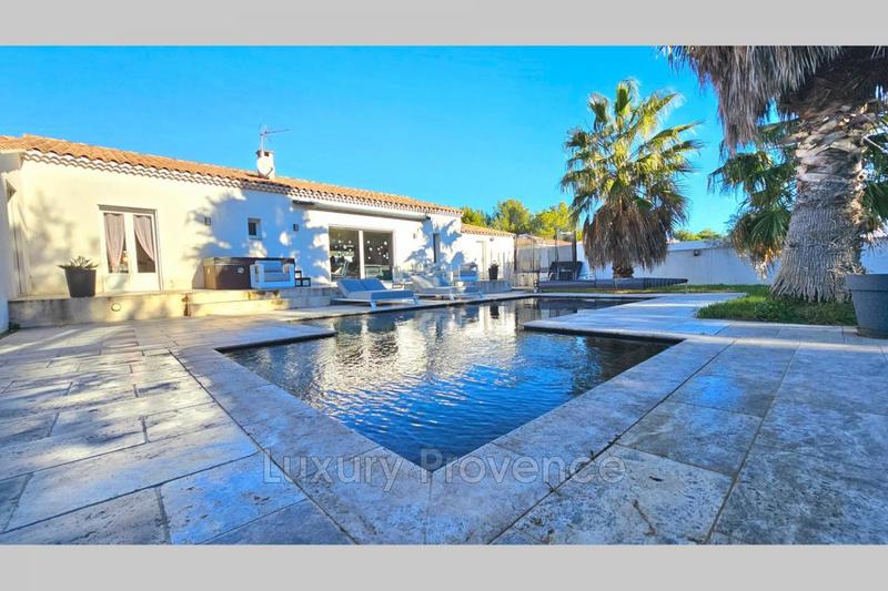 Villa - 164 m² - 5 pièces