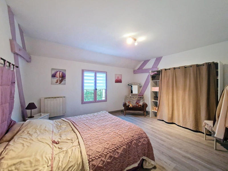 Maison - 195 m² - 6 pièces