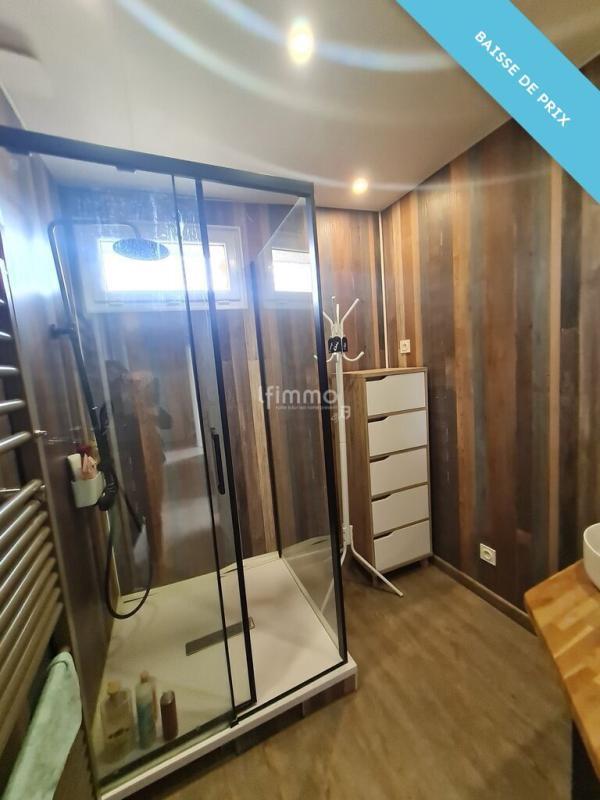 Maison - 212 m² - 9 pièces