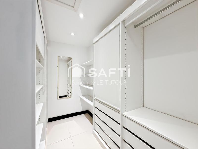 Maison - 285 m² - 7 pièces