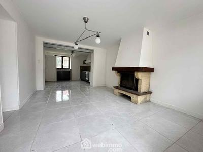 Maison - 85 m² - 4 pièces