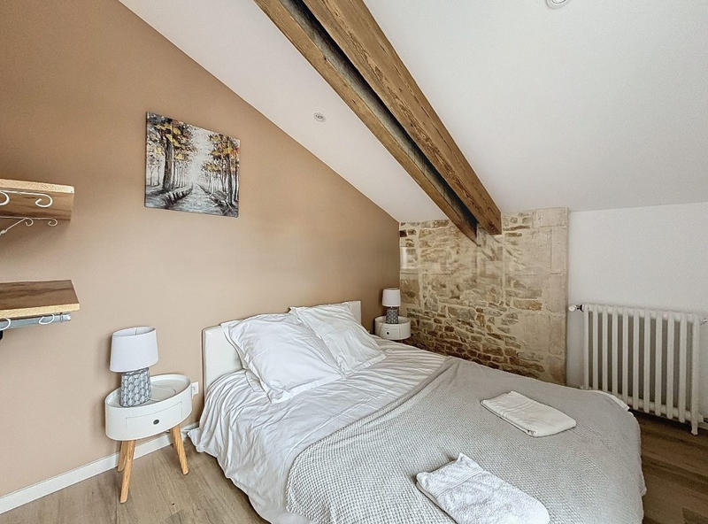 Propriété - 440 m² - 22 pièces