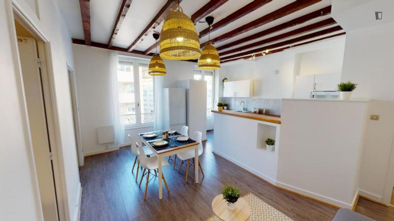 Chambre - 10 m² - 4 pièces