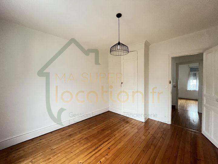 Maison - 146 m² - 8 pièces