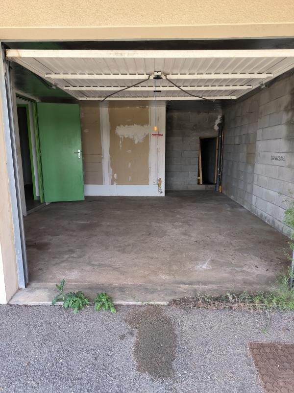 Maison jumelée - 106 m² - 4 pièces