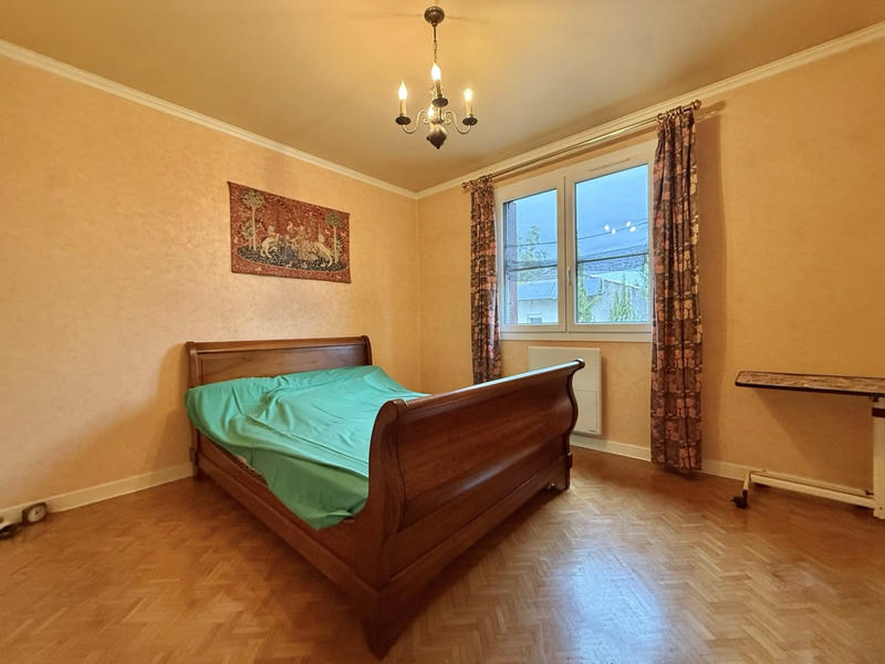 Maison - 135 m² - 6 pièces