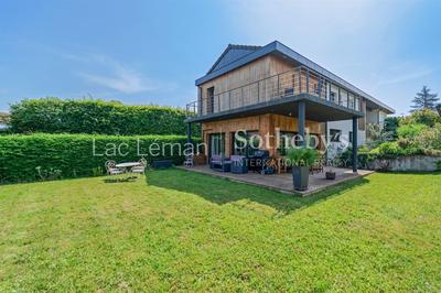 Maison - 145 m² - 5 pièces