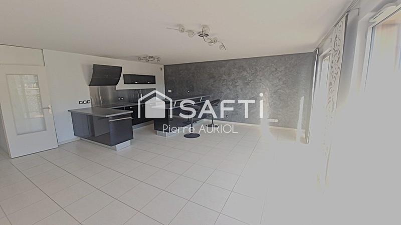 Appartement - 94 m² - 4 pièces