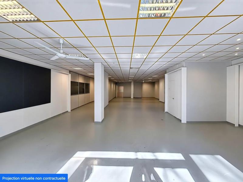 Local commercial - 222 m²