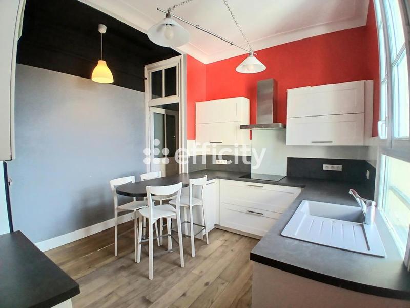 Appartement - 148 m² - 6 pièces