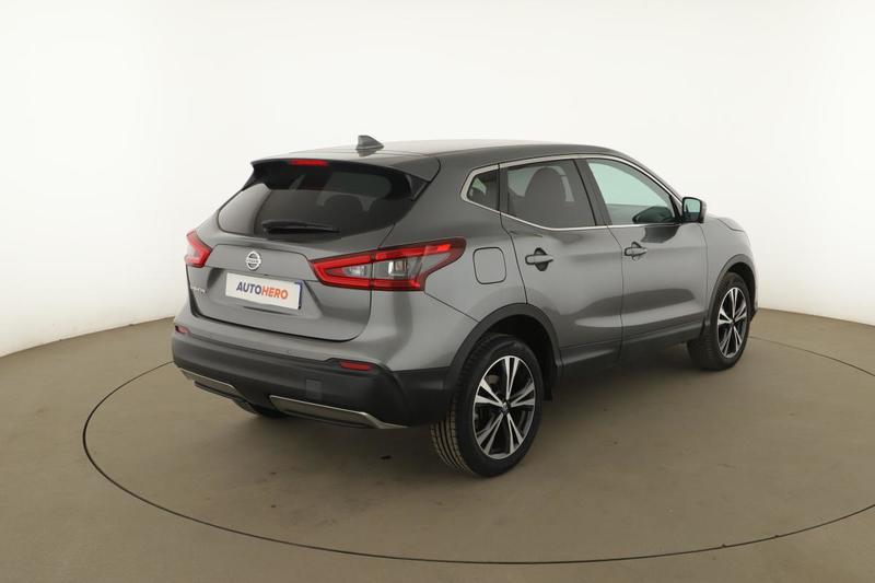 Nissan Qashqai 1.2 Dig-T n-Connecta 115 ch