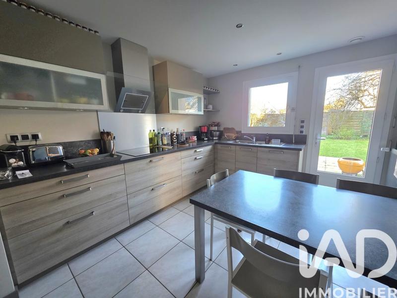 Maison - 175 m² - 8 pièces