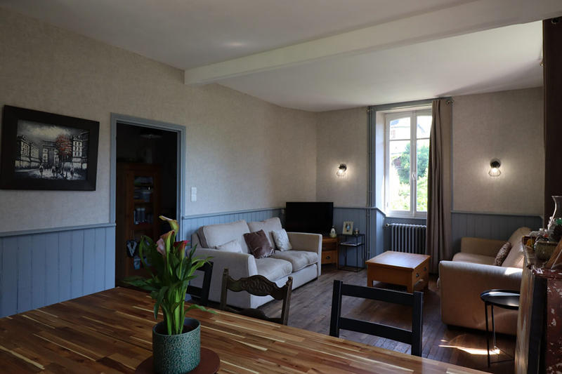 Maison - 156 m² - 8 pièces