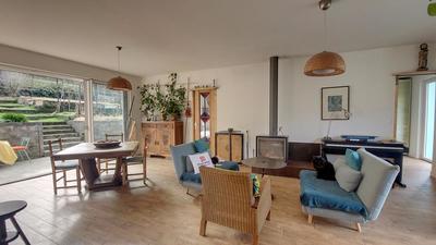 Maison - 96 m² - 4 pièces