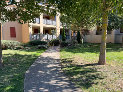 Parking / Garage - 12 m²