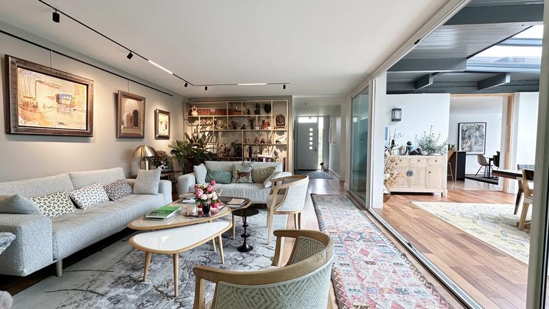 Maison d'architecte - 250 m² - 9 pièces