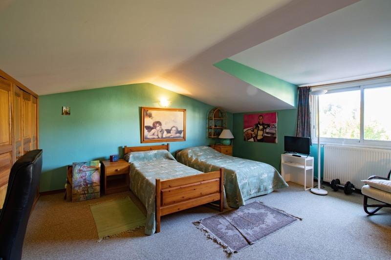 Maison - 151 m² - 6 pièces