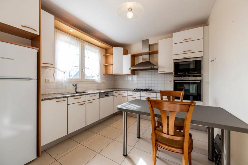 Maison - 122 m² - 6 pièces