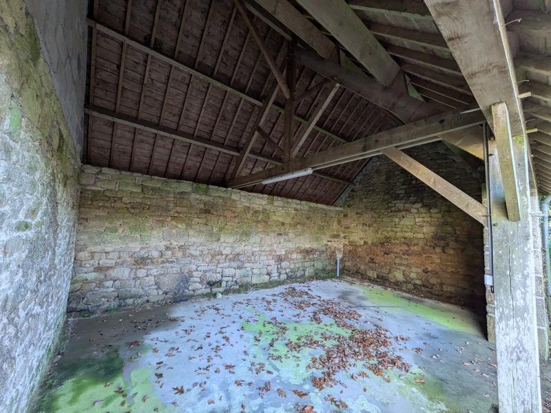 Propriété - 180 m² - 6 pièces