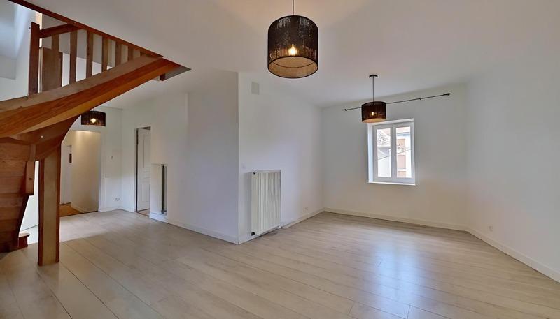 Appartement - 111 m² - 5 pièces