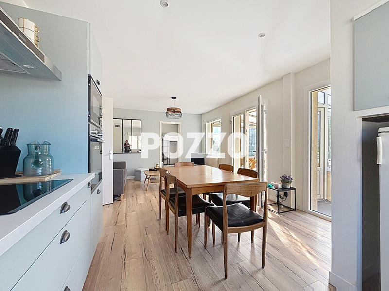 Maison - 100 m² - 4 pièces