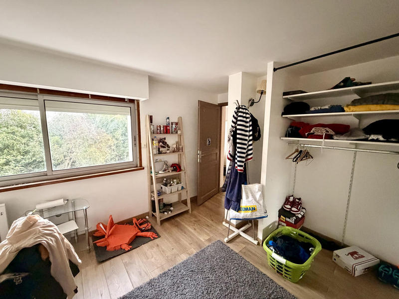 Maison - 195 m² - 10 pièces