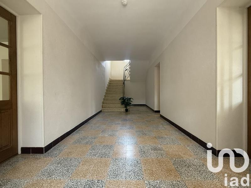 Maison - 250 m² - 8 pièces