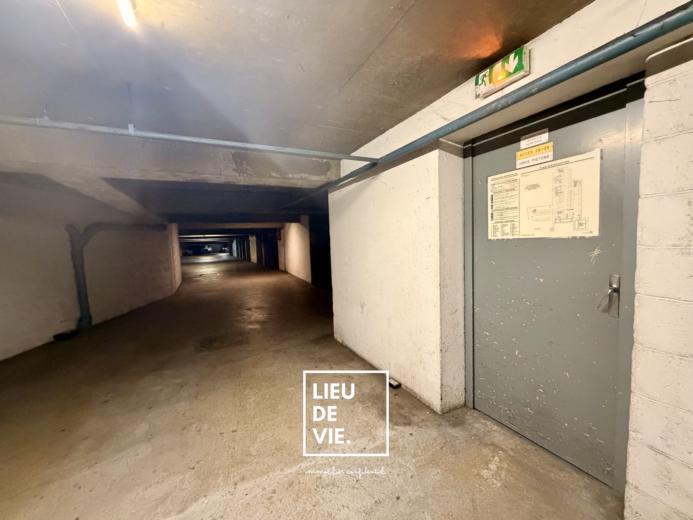 Appartement ancien - 42 m² - 1 pièce