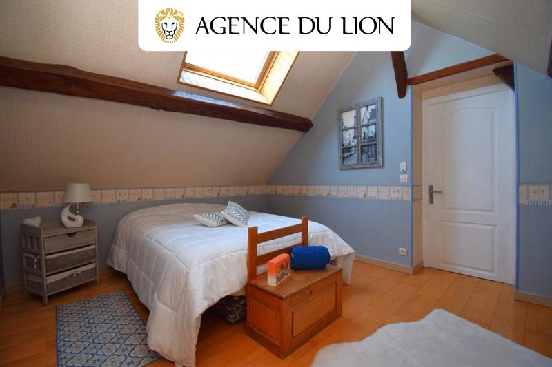 Maison en pierre - 190 m² - 8 pièces