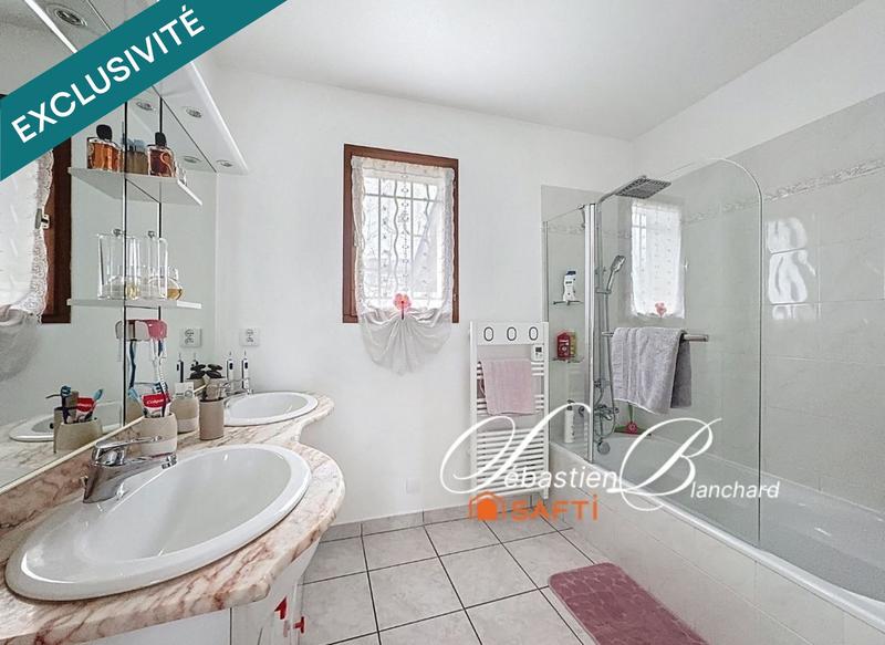 Maison - 108 m² - 5 pièces