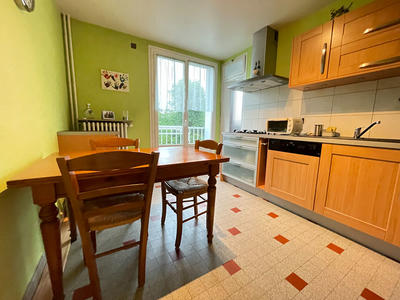 Appartement - 81 m² - 4 pièces