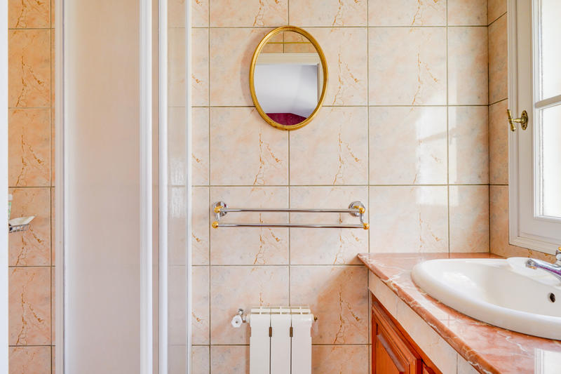 Maison - 190 m² - 7 pièces