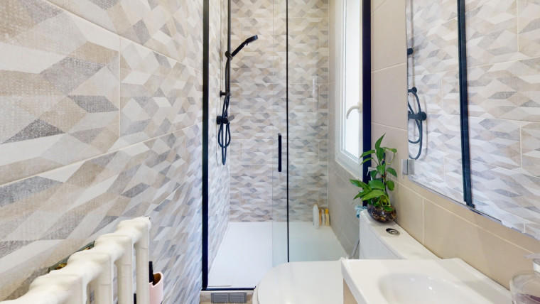 Maison - 185 m² - 7 pièces