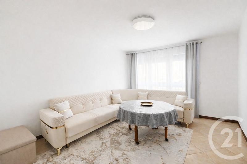 Appartement - 76 m² - 4 pièces