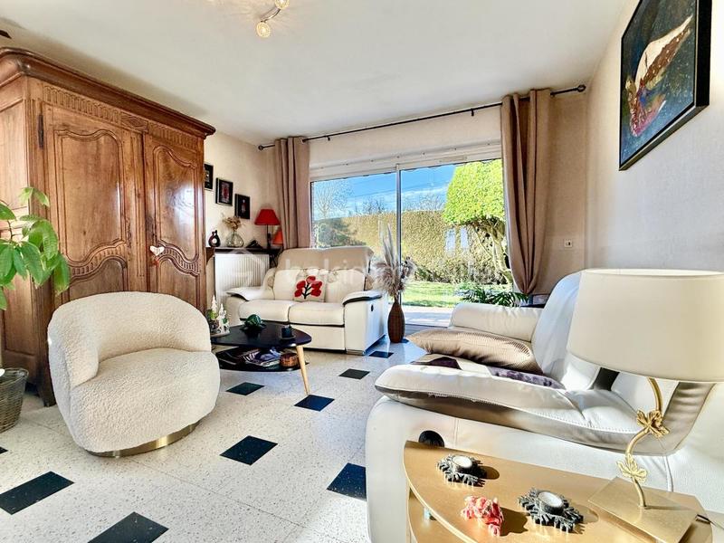 Pavillon - 150 m² - 5 pièces