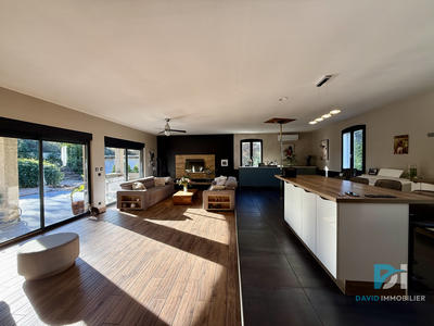 Maison - 138 m² - 5 pièces