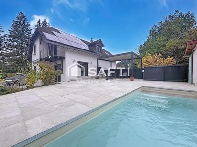 Maison - 140 m² - 5 pièces