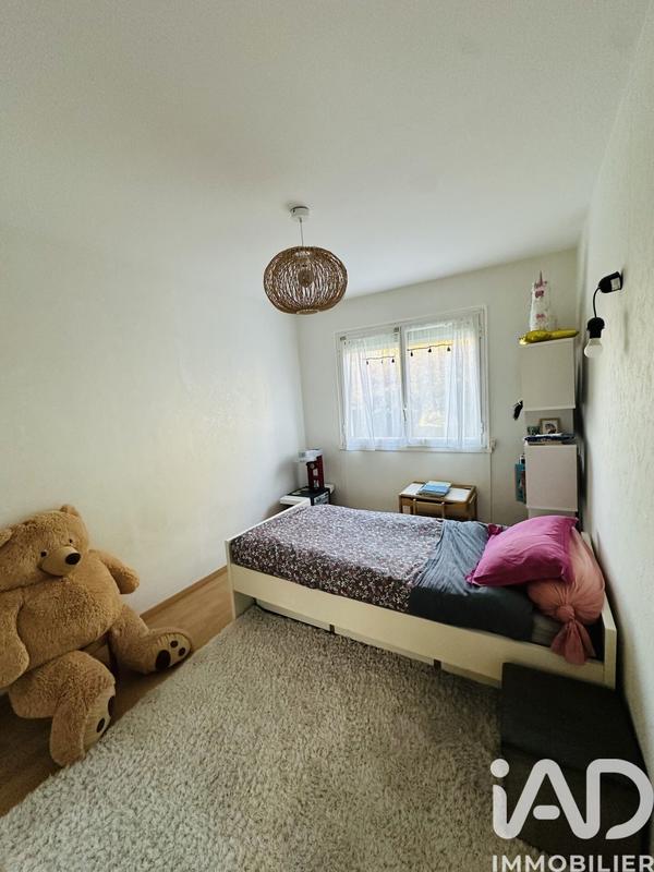 Appartement - 93 m² - 5 pièces