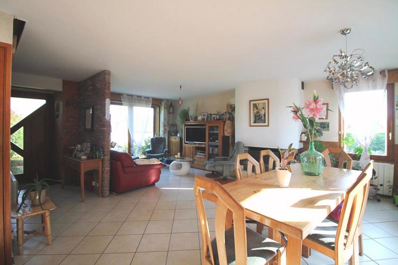 Maison - 136 m² - 8 pièces
