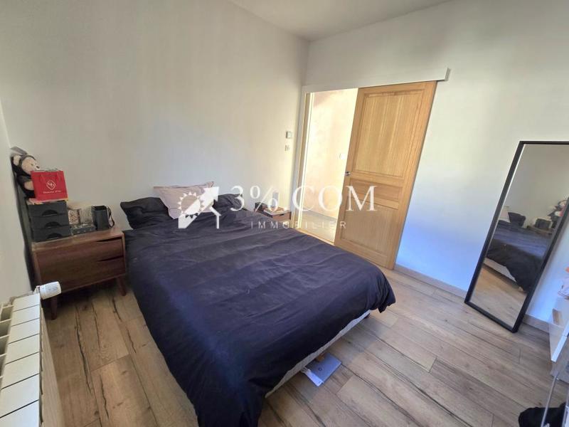 Maison - 99 m² - 6 pièces