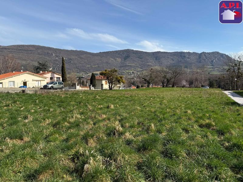 Terrain - 898 m²